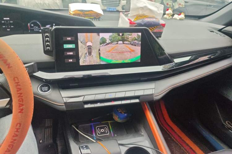 Used CHANGAN UNI-V iDD 2023 Zhidian iDD 1.5T 113km Smart & Fun Version (Rapid Edition) Audio And AC Panel