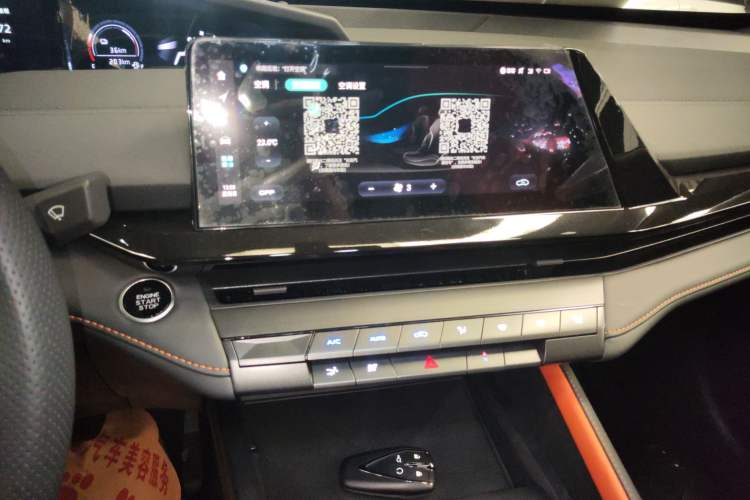 Used CHANGAN UNI-V iDD 2023 Zhidian iDD 1.5T 113km Smart & Fun Version (Rapid Edition) Audio And AC Panel
