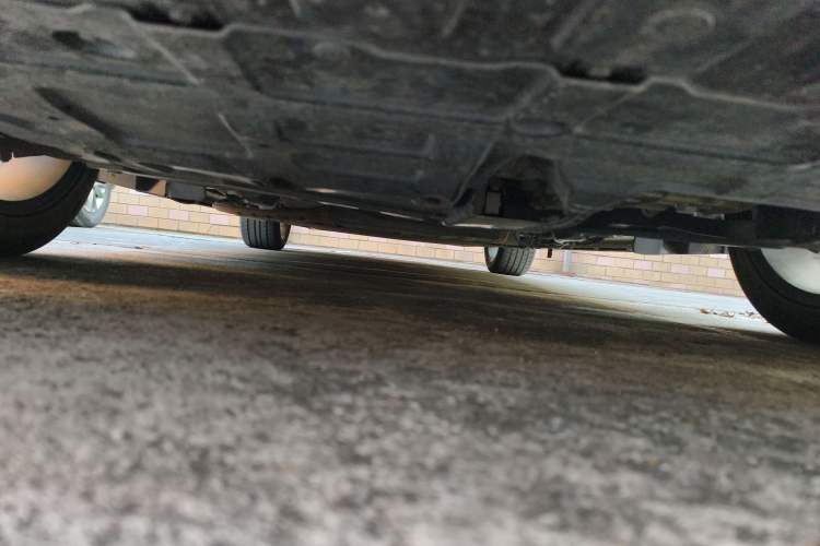 Used CHANGAN UNI-V iDD 2023 ZhiDian iDD 1.5T 113km ZhiKu Model Chassis Front