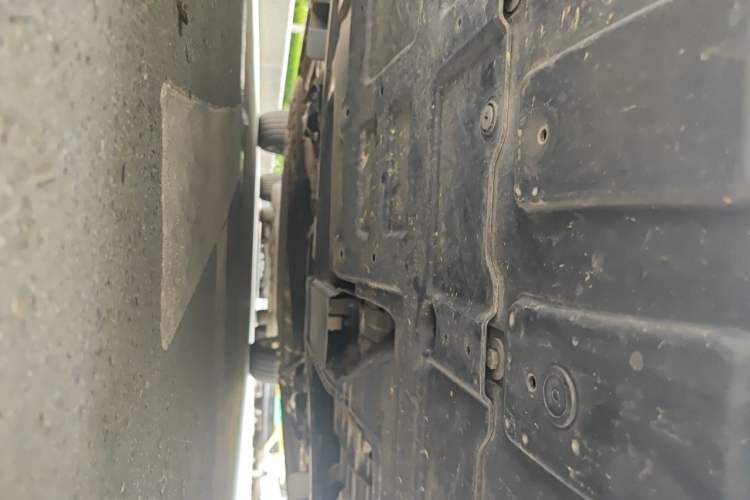 Used CHANGAN UNI-V iDD 2023 ZhiDian iDD 1.5T 113km ZhiKu Model Chassis Front