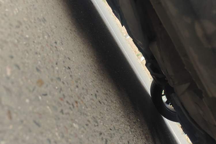 Used CHANGAN UNI-V iDD 2023 ZhiDian iDD 1.5T 113km ZhiKu Model Chassis Front Right