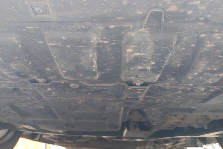 Used CHANGAN UNI-V iDD 2023 ZhiDian iDD 1.5T 113km ZhiKu Model Chassis Front