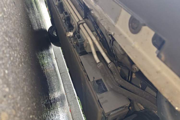 Used CHANGAN UNI-V iDD 2023 ZhiDian iDD 1.5T 113km ZhiKu Model Chassis Rear Left