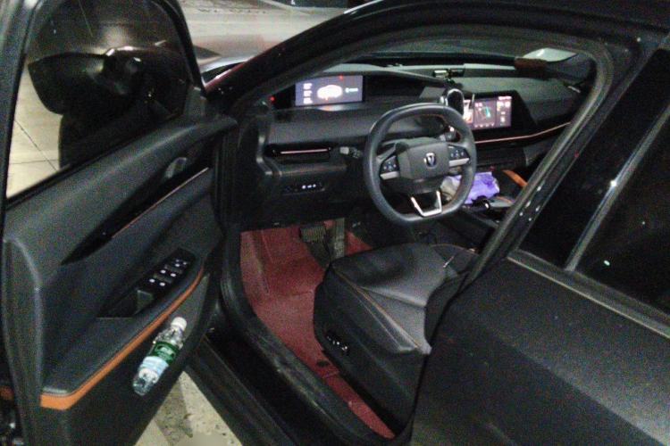 Used CHANGAN UNI-V iDD 2023 ZhiDian iDD 1.5T 113km ZhiKu Model Driver Seat