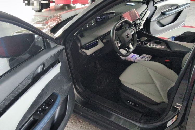 Used CHANGAN UNI-V iDD 2023 ZhiDian iDD 1.5T 113km ZhiKu Model Driver Seat