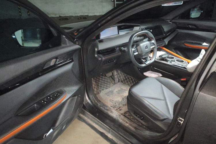 Used CHANGAN UNI-V iDD 2023 Zhidian iDD 1.5T 113km Smart & Fun Version (Rapid Edition) Driver Seat