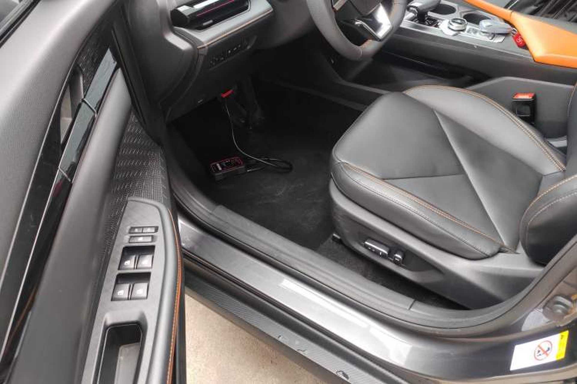 Used CHANGAN UNI-V iDD 2023 ZhiDian iDD 1.5T 113km ZhiKu Model Driver Seat