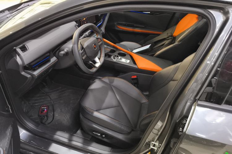 Used CHANGAN UNI-V iDD 2023 ZhiDian iDD 1.5T 113km ZhiKu Model Driver Seat