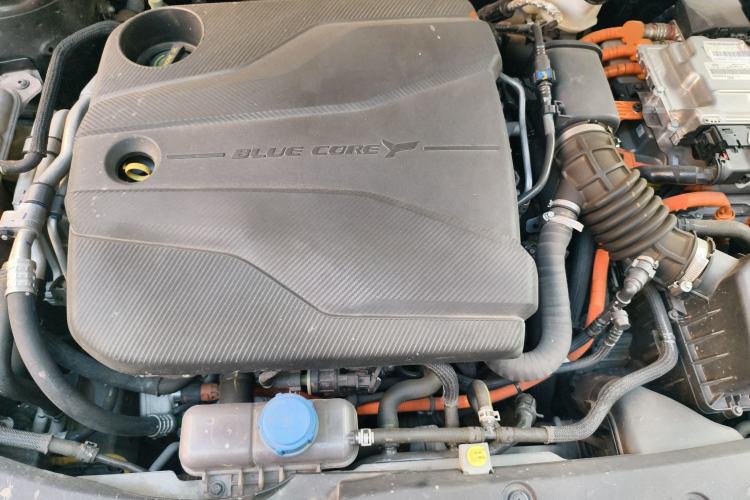 Used CHANGAN UNI-V iDD 2023 ZhiDian iDD 1.5T 113km ZhiKu Model Engine Bay