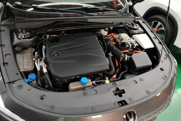Used CHANGAN UNI-V iDD 2023 ZhiDian iDD 1.5T 113km Smart & Fun Version Engine Bay