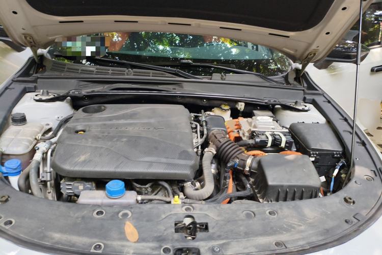 Used CHANGAN UNI-V iDD 2023 ZhiDian iDD 1.5T 113km ZhiKu Model Engine Bay