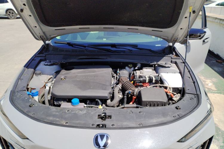Used CHANGAN UNI-V iDD 2023 ZhiDian iDD 1.5T 113km Smart & Fun Version Engine Bay