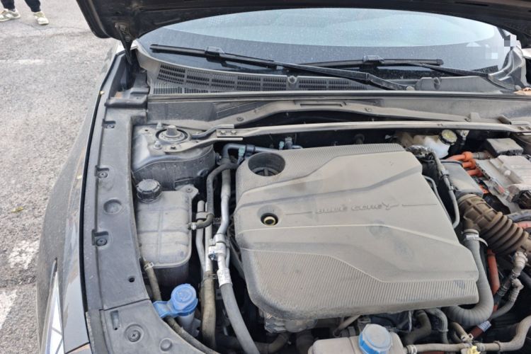 Used CHANGAN UNI-V iDD 2023 ZhiDian iDD 1.5T 113km Smart & Fun Version Engine Bay Right