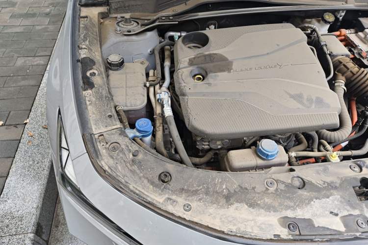Used CHANGAN UNI-V iDD 2023 ZhiDian iDD 1.5T 113km ZhiKu Model Engine Bay Right