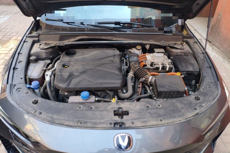 Used CHANGAN UNI-V iDD 2023 ZhiDian iDD 1.5T 113km ZhiKu Model Engine Bay
