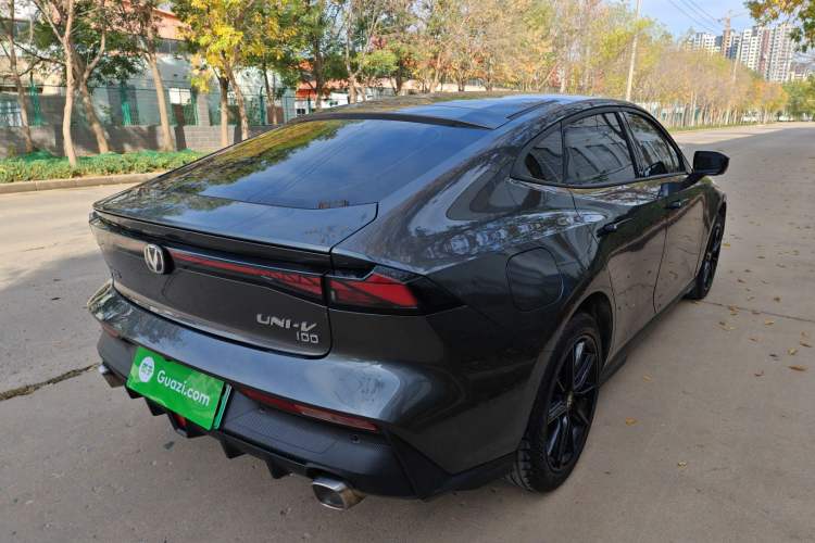 Used CHANGAN UNI-V iDD 2023 ZhiDian iDD 1.5T 113km ZhiKu Model Exterior 3