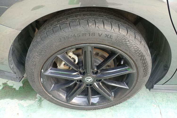 Used CHANGAN UNI-V iDD 2023 ZhiDian iDD 1.5T 113km ZhiKu Model Exterior 4