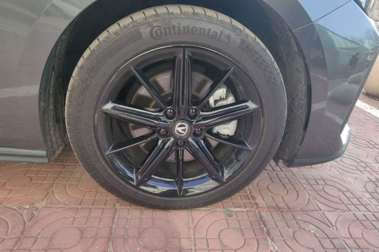 Used CHANGAN UNI-V iDD 2023 ZhiDian iDD 1.5T 113km Smart & Fun Version Exterior 4