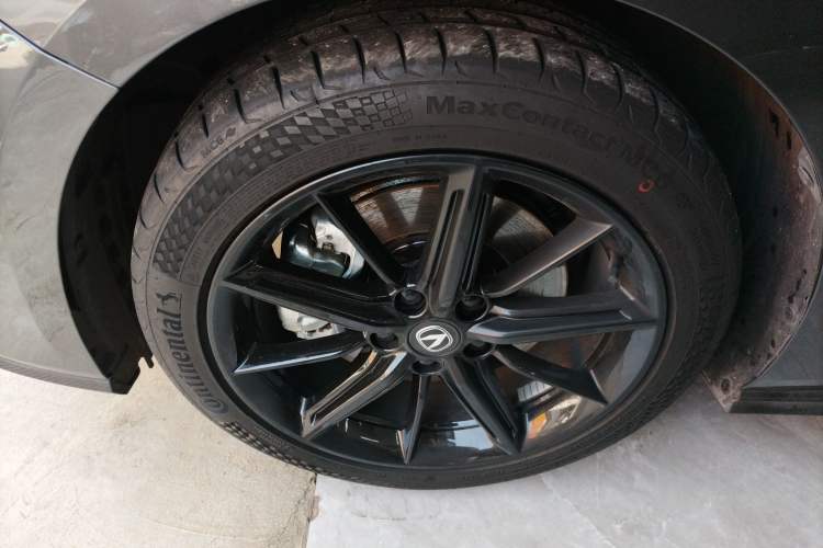 Used CHANGAN UNI-V iDD 2023 ZhiDian iDD 1.5T 113km Smart & Fun Version Exterior 7
