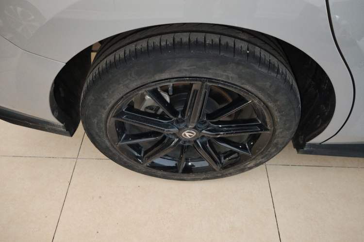 Used CHANGAN UNI-V iDD 2023 Zhidian iDD 1.5T 113km Smart & Fun Version (Rapid Edition) Exterior 8