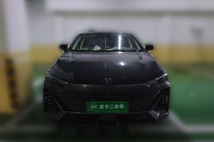 Used CHANGAN UNI-V iDD 2023 ZhiDian iDD 1.5T 113km Smart & Fun Version Front