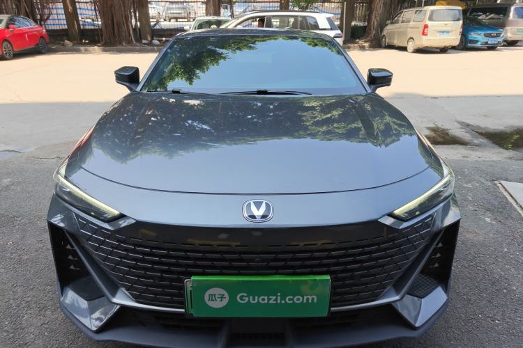Used CHANGAN UNI-V iDD 2023 Zhidian iDD 1.5T 113km Smart & Fun Version (Rapid Edition) Front