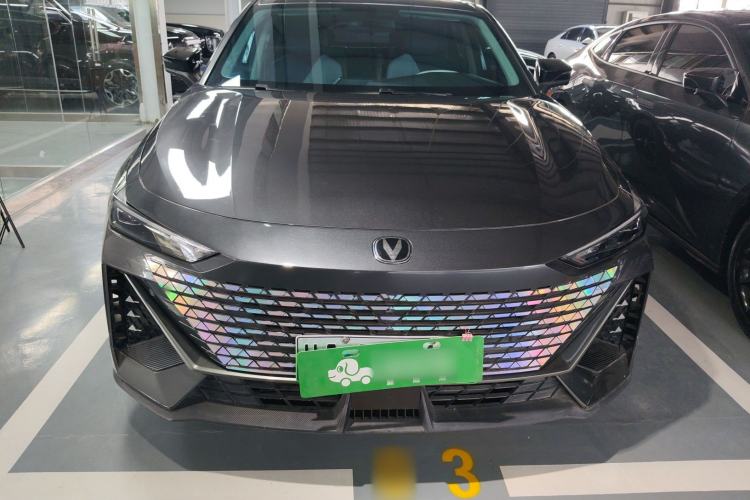 Used CHANGAN UNI-V iDD 2023 Zhidian iDD 1.5T 113km Smart & Fun Version (Rapid Edition) Front