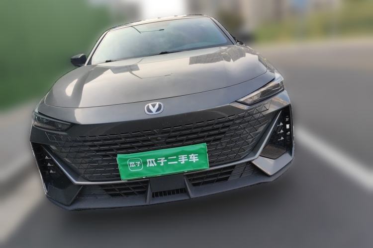 Used CHANGAN UNI-V iDD 2023 ZhiDian iDD 1.5T 113km Smart & Fun Version Front