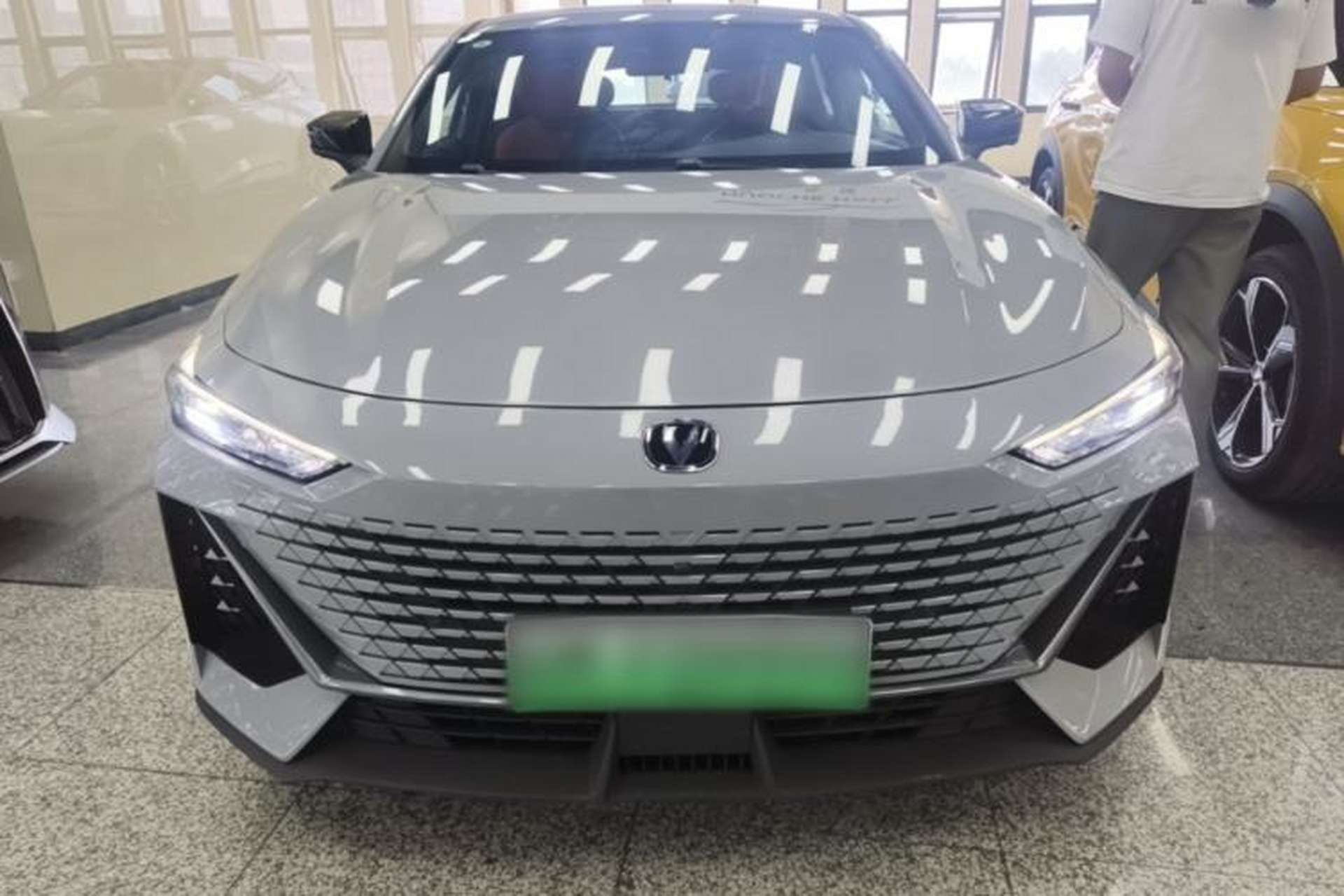 Used CHANGAN UNI-V iDD 2023 Zhidian iDD 1.5T 113km Smart & Fun Version (Rapid Edition) Front