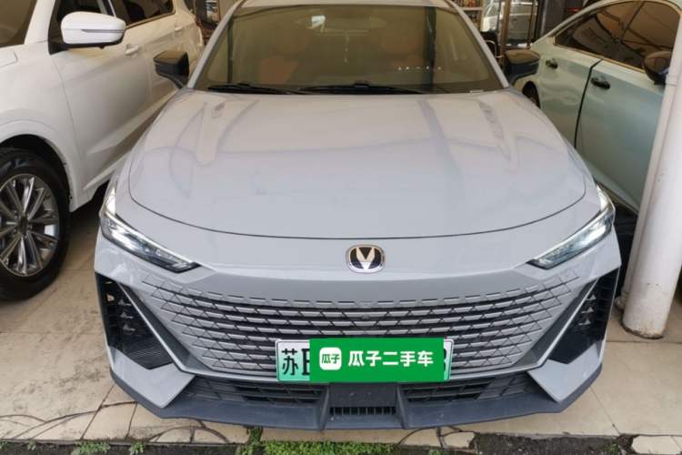 Used CHANGAN UNI-V iDD 2023 Zhidian iDD 1.5T 113km Smart & Fun Version (Rapid Edition) Front