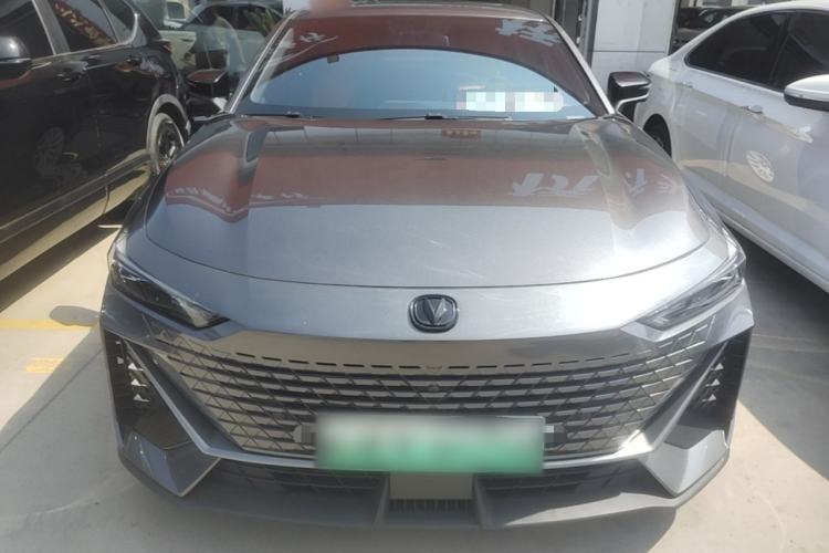 Used CHANGAN UNI-V iDD 2023 ZhiDian iDD 1.5T 113km Smart & Fun Version Front