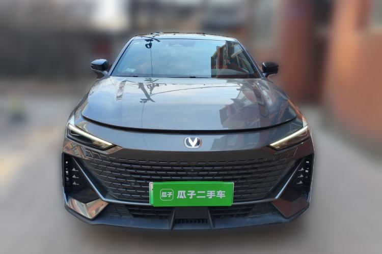 Used CHANGAN UNI-V iDD 2023 ZhiDian iDD 1.5T 113km ZhiKu Model Front