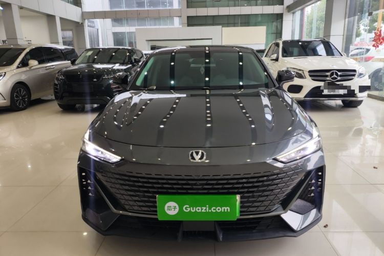 Used CHANGAN UNI-V iDD 2023 Zhidian iDD 1.5T 113km Smart & Fun Version (Rapid Edition) Front