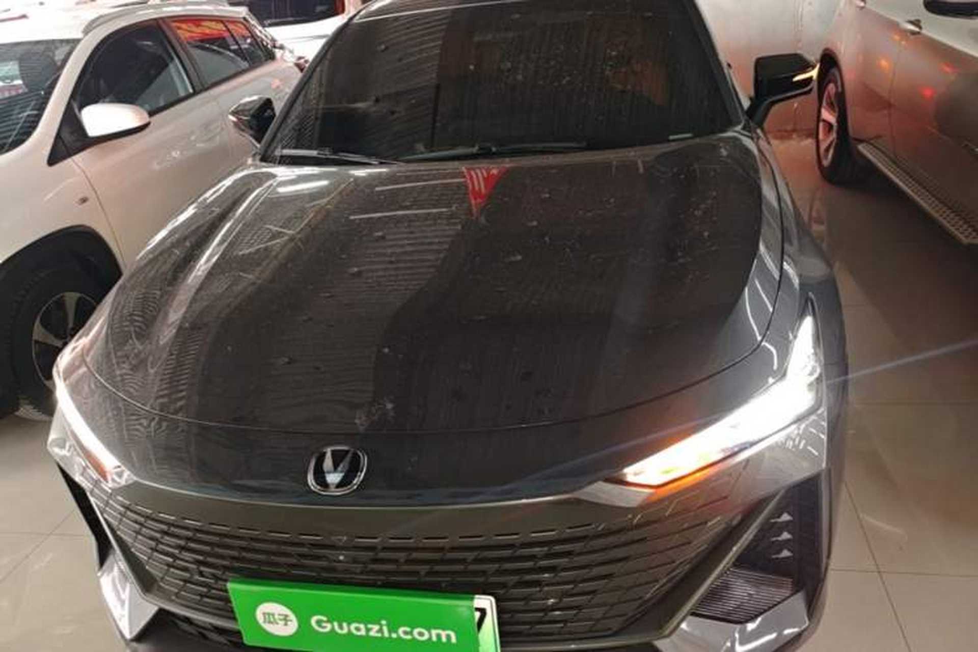 Used CHANGAN UNI-V iDD 2023 ZhiDian iDD 1.5T 113km Smart & Fun Version Front