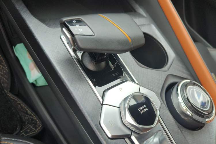 Used CHANGAN UNI-V iDD 2023 ZhiDian iDD 1.5T 113km Smart & Fun Version Gear Lever