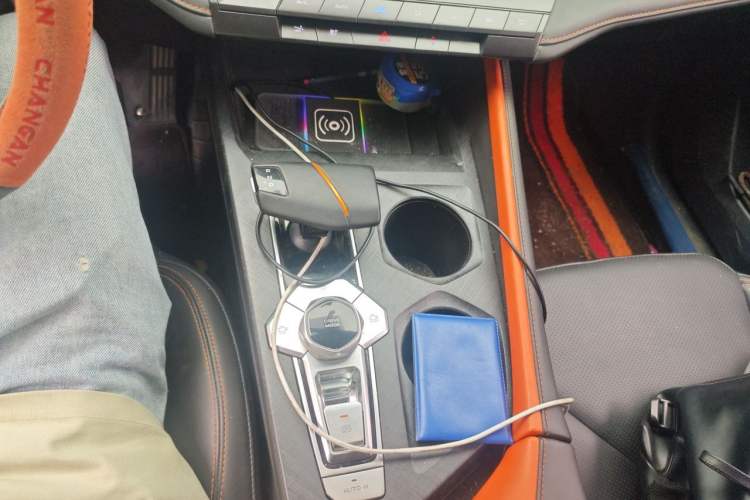 Used CHANGAN UNI-V iDD 2023 Zhidian iDD 1.5T 113km Smart & Fun Version (Rapid Edition) Gear Lever