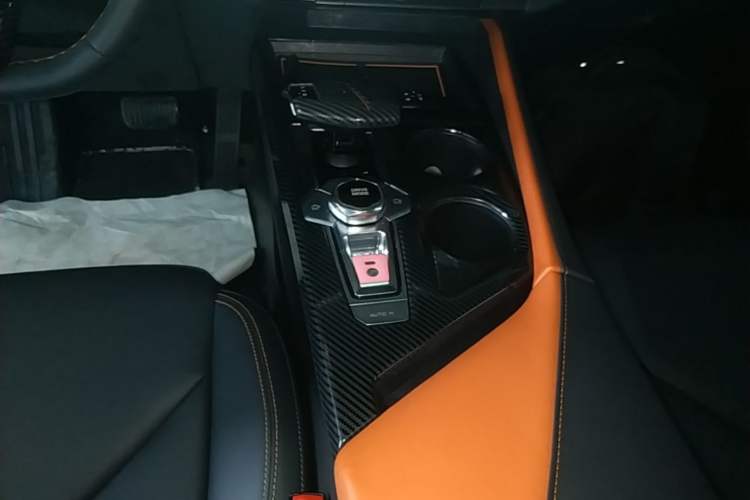 Used CHANGAN UNI-V iDD 2023 ZhiDian iDD 1.5T 113km Smart & Fun Version Gear Lever