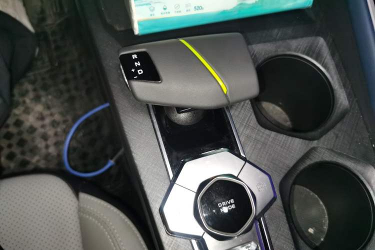 Used CHANGAN UNI-V iDD 2023 Zhidian iDD 1.5T 113km Smart & Fun Version (Rapid Edition) Gear Lever