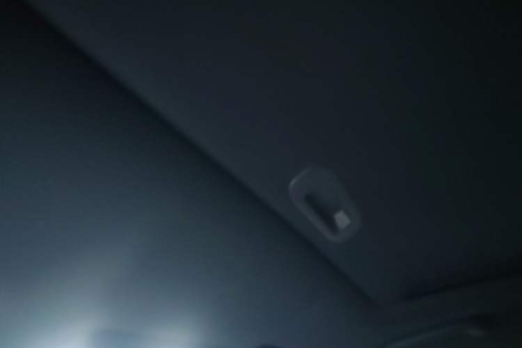 Used CHANGAN UNI-V iDD 2023 ZhiDian iDD 1.5T 113km Smart & Fun Version Headliner