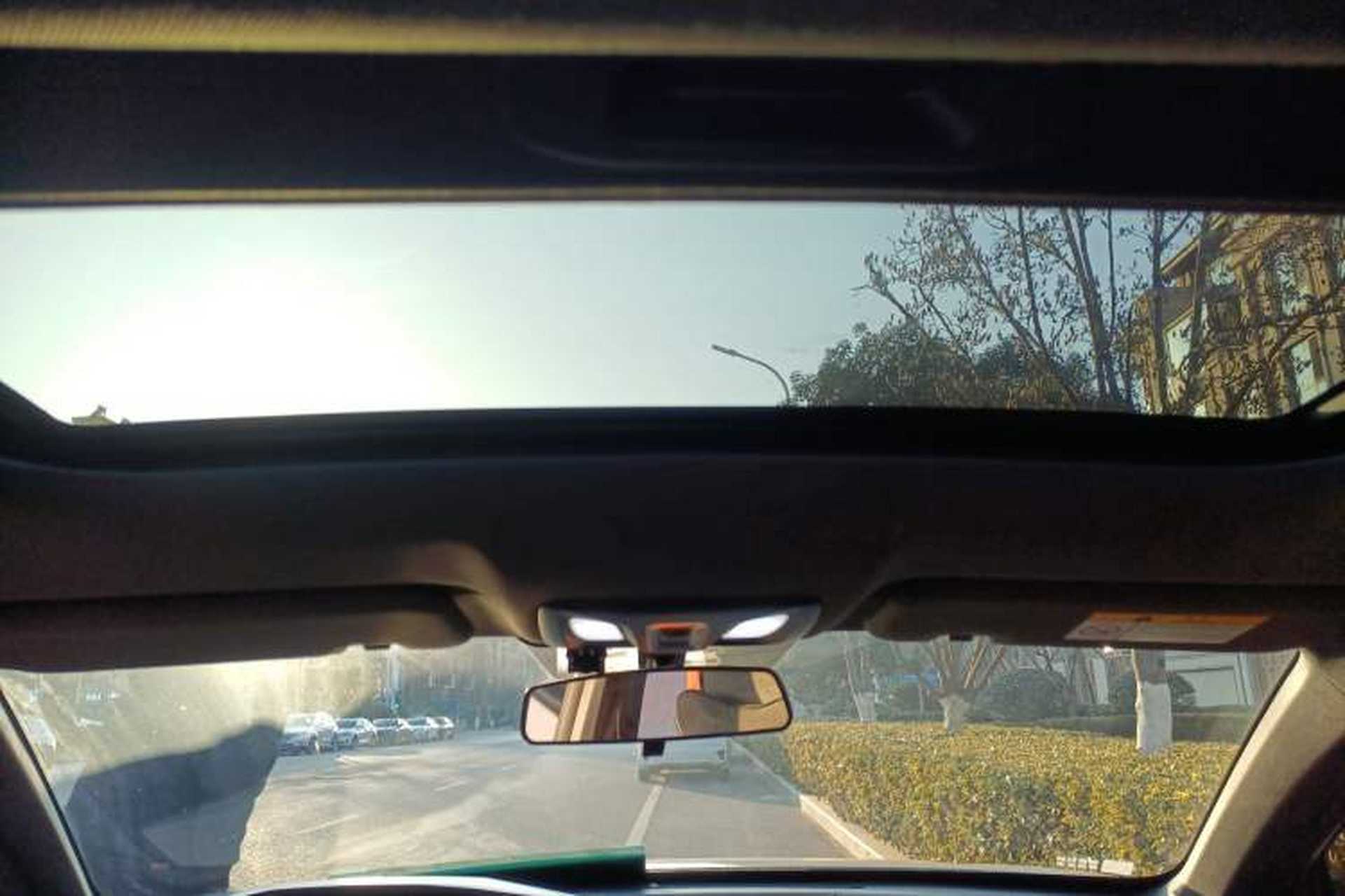 Used CHANGAN UNI-V iDD 2023 ZhiDian iDD 1.5T 113km Smart & Fun Version Headliner