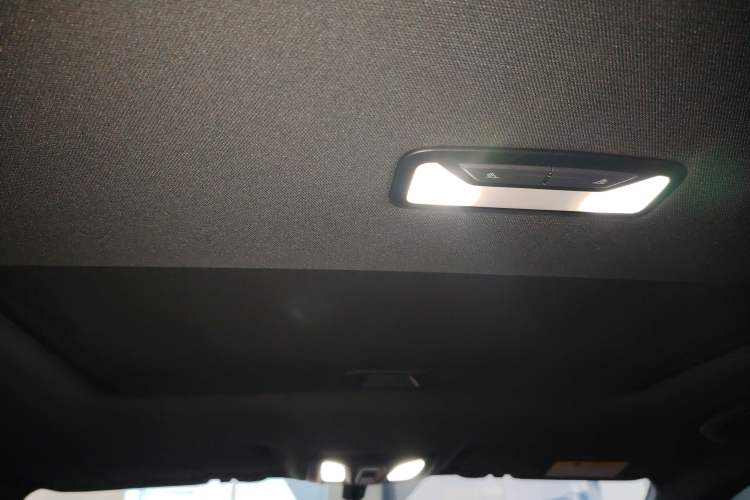 Used CHANGAN UNI-V iDD 2023 Zhidian iDD 1.5T 113km Smart & Fun Version (Rapid Edition) Headliner