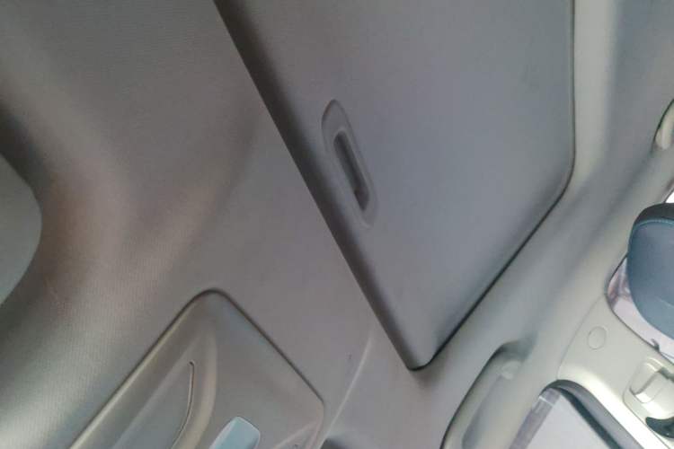 Used CHANGAN UNI-V iDD 2023 Zhidian iDD 1.5T 113km Smart & Fun Version (Rapid Edition) Headliner
