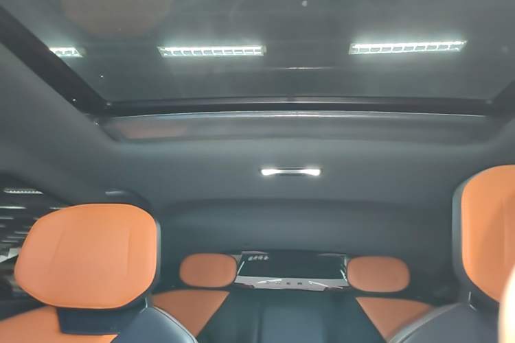 Used CHANGAN UNI-V iDD 2023 Zhidian iDD 1.5T 113km Smart & Fun Version (Rapid Edition) Headliner