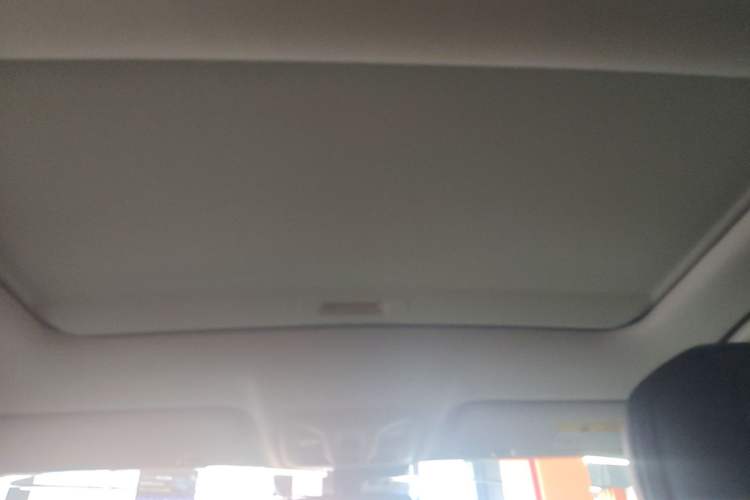Used CHANGAN UNI-V iDD 2023 ZhiDian iDD 1.5T 113km Smart & Fun Version Headliner