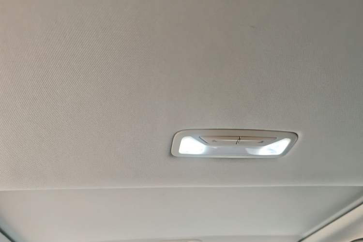 Used CHANGAN UNI-V iDD 2023 Zhidian iDD 1.5T 113km Smart & Fun Version (Rapid Edition) Headliner