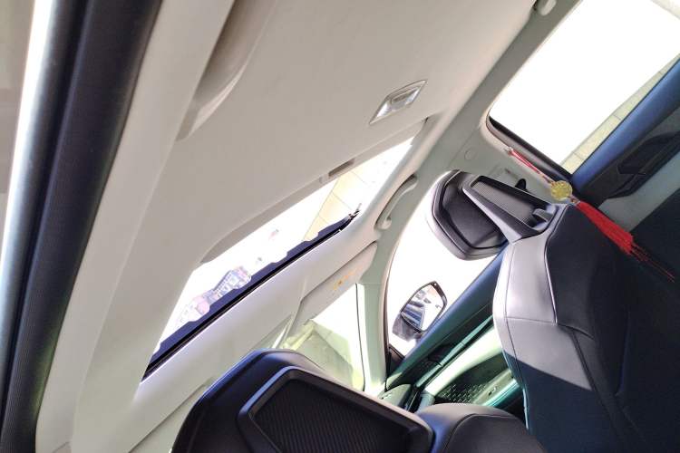 Used CHANGAN UNI-V iDD 2023 ZhiDian iDD 1.5T 113km Smart & Fun Version Headliner