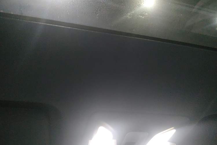 Used CHANGAN UNI-V iDD 2023 ZhiDian iDD 1.5T 113km Smart & Fun Version Headliner