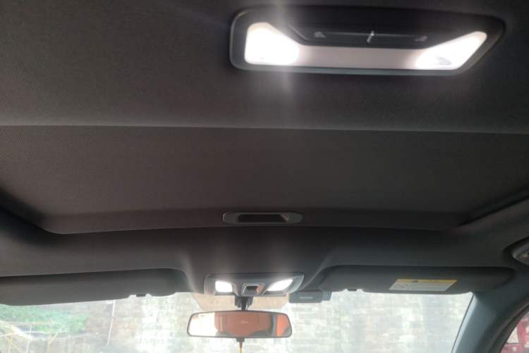 Used CHANGAN UNI-V iDD 2023 Zhidian iDD 1.5T 113km Smart & Fun Version (Rapid Edition) Headliner