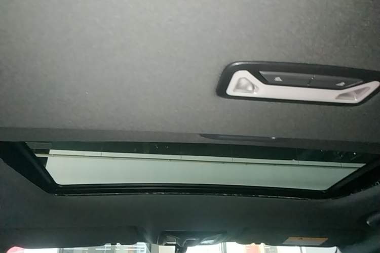 Used CHANGAN UNI-V iDD 2023 ZhiDian iDD 1.5T 113km Smart & Fun Version Headliner