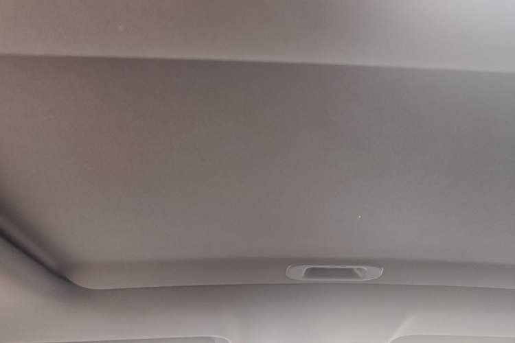 Used CHANGAN UNI-V iDD 2023 ZhiDian iDD 1.5T 113km Smart & Fun Version Headliner